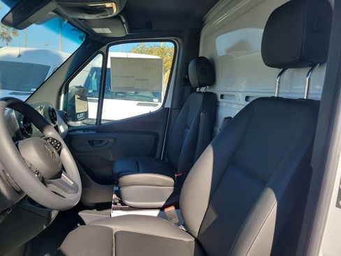 New 2024 Mercedes-Benz Sprinter 3500 image 11