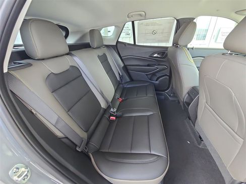 New 2025 Chevrolet Trax ACTIV image 25