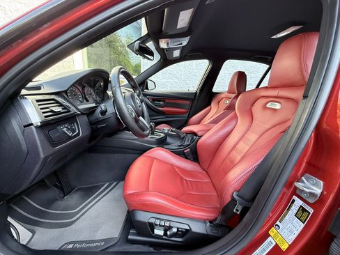 Used 2016 BMW M3 RWD image 8