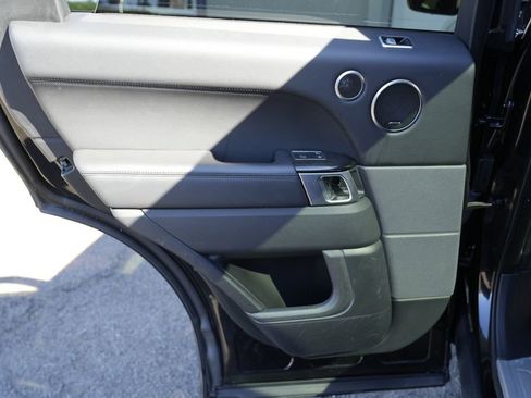 Used 2020 Land Rover Range Rover Sport HSE image 27