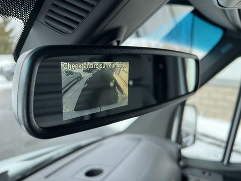 Used 2025 Mercedes-Benz Sprinter 2500 image 17