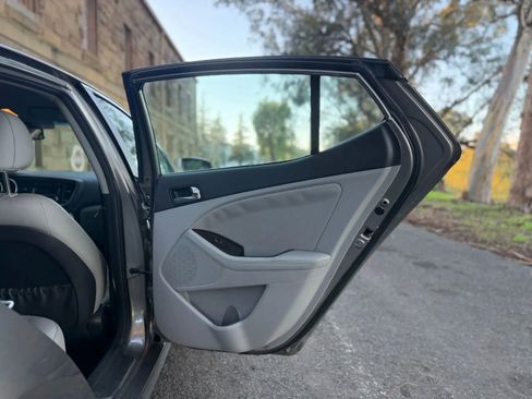 Used 2015 Kia Optima EX image 20