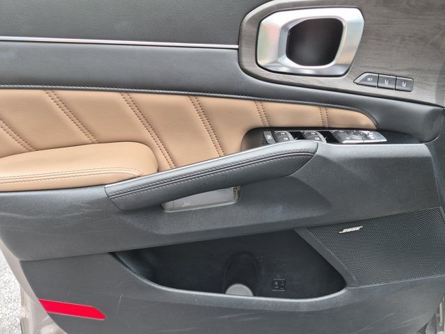 Certified 2025 Kia Sorento SX Prestige w/ Olive Brown Leather Package AWD/4WD image 28