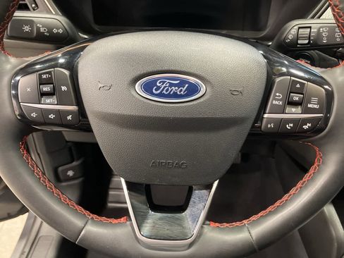 Certified 2021 Ford Escape SEL w/ SEL Stealth AWD Package image 16