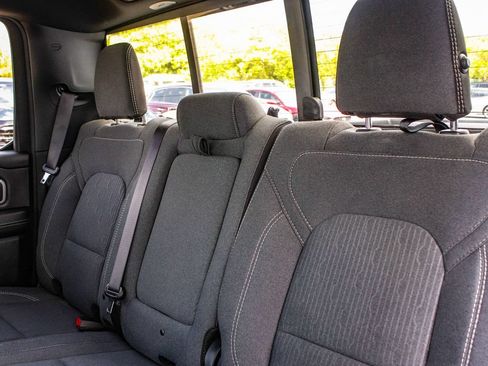 Used 2023 RAM 1500 Big Horn AWD/4WD image 32