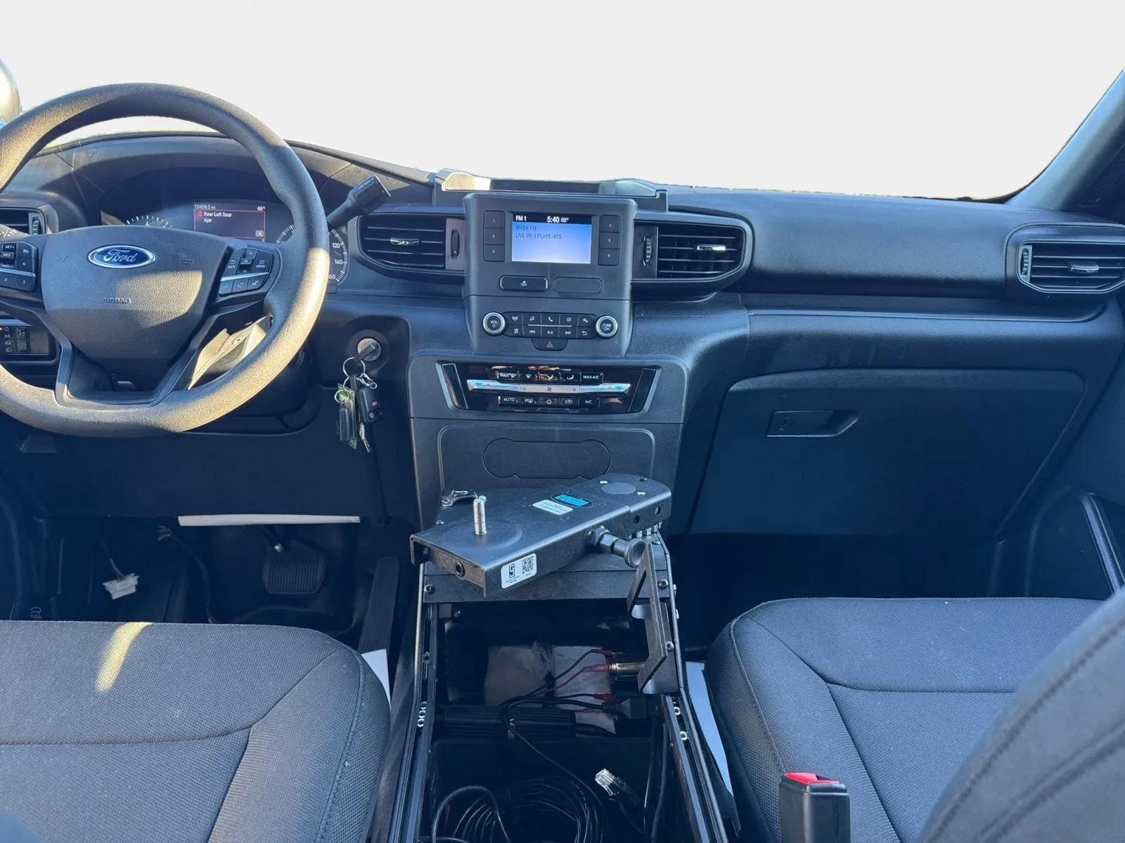 Used 2024 Ford Explorer 4WD Police Interceptor image 13