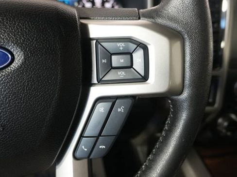Used 2017 Ford F150 Lariat w/ Equipment Group 502A Luxury AWD/4WD image 17