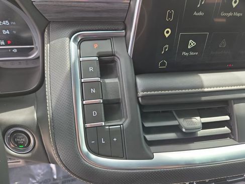 Used 2023 GMC Yukon SLT w/ SLT Premium Package AWD/4WD image 27