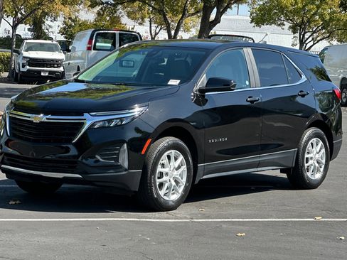 Used 2024 Chevrolet Equinox LT image 8