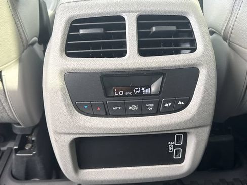 Used 2021 Honda Pilot Special Edition image 23