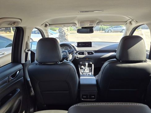 Used 2025 MAZDA CX-5 AWD 2.5 S w/ Preferred Package image 8