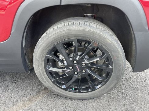 Used 2023 GMC Terrain SLT w/ Infotainment Package II AWD/4WD image 8