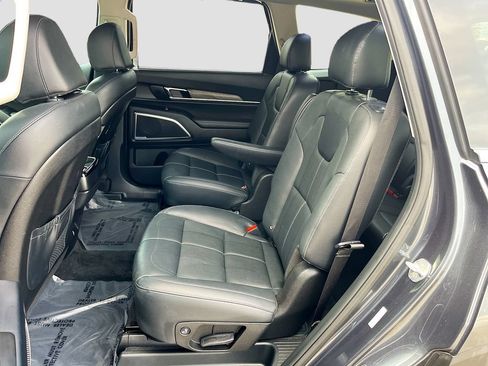 Used 2022 Kia Telluride SX w/ Towing Package FWD image 26