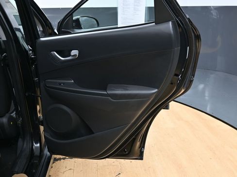 Used 2023 Hyundai Kona SE w/ Cargo Package image 36