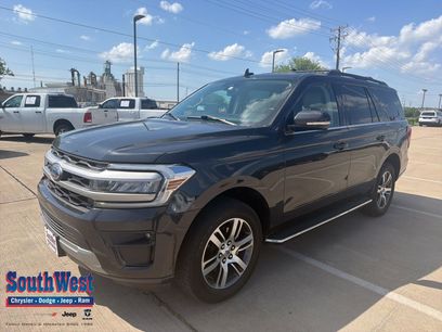 Used 2022 Ford Expedition XLT