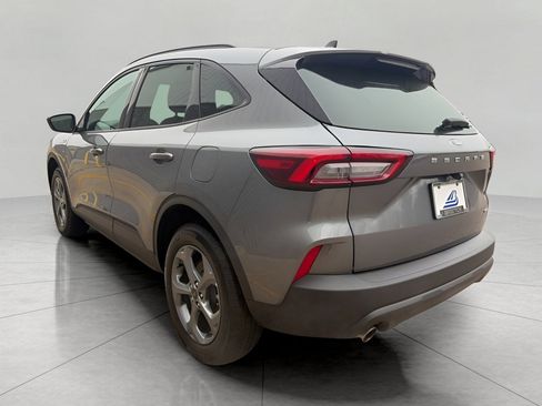 Certified 2025 Ford Escape ST-Line image 9