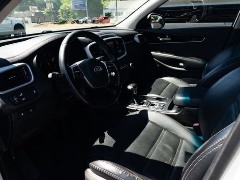Used 2020 Kia Sorento EX AWD/4WD image 19