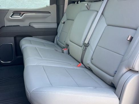 Used 2024 GMC Sierra 1500 SLT w/ SLT Premium Plus Package AWD/4WD image 25