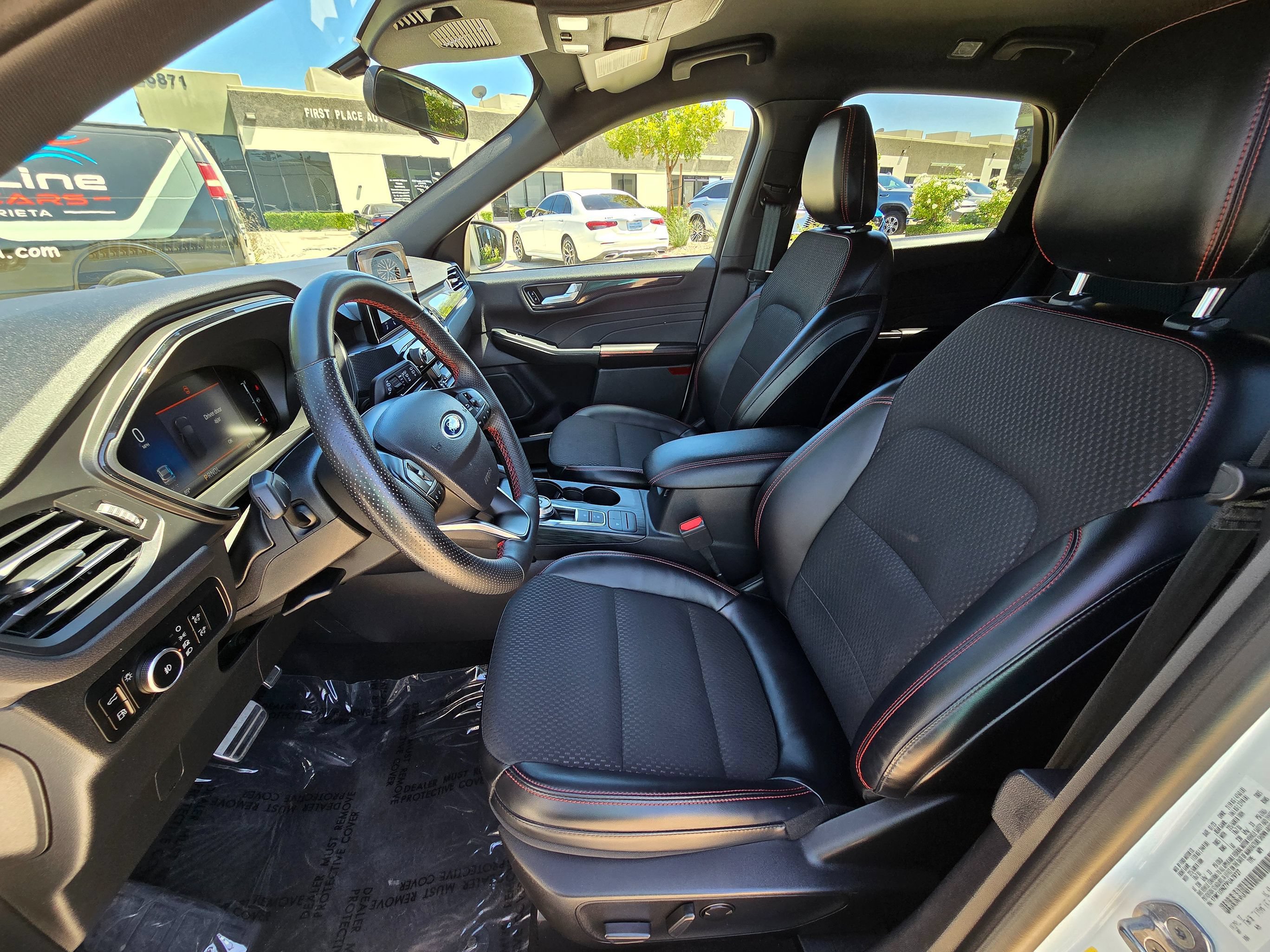 Used 2023 Ford Escape ST-Line Select AWD/4WD image 19