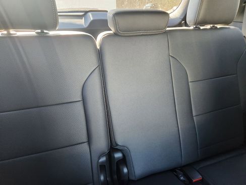 New 2026 Chevrolet Traverse High Country image 11