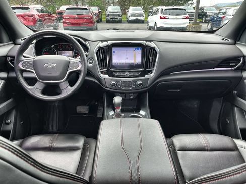 Used 2023 Chevrolet Traverse RS AWD/4WD image 21