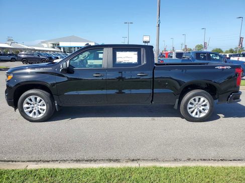 New 2026 Chevrolet Silverado 1500 Custom image 2