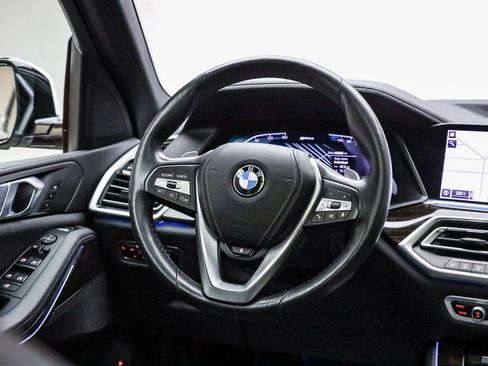 Used 2021 BMW X5 xDrive45e w/ Parking Assistance Package image 16