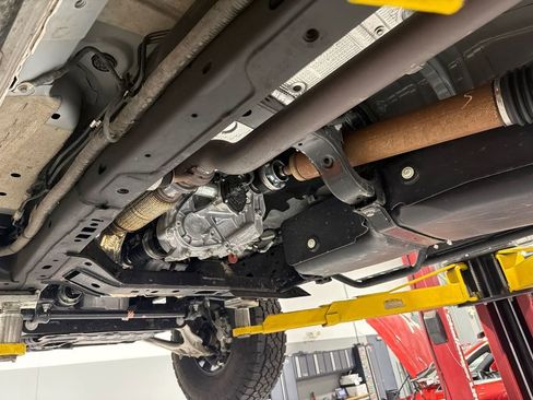 Used 2024 Ford Bronco Big Bend image 23