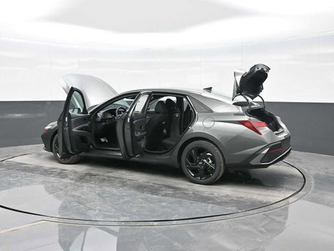 New 2026 Hyundai Elantra Sport w/ Cargo Package image 31