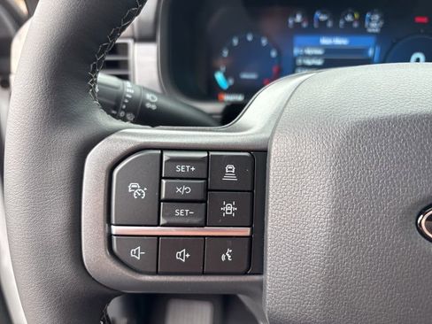 New 2025 Ford F150 Lariat w/ FX4 Off-Road Package image 17