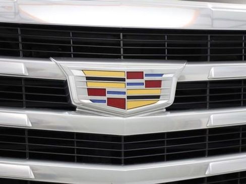 Used 2016 Cadillac Escalade Premium AWD/4WD image 9