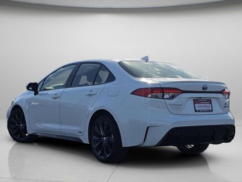 Used 2023 Toyota Corolla SE w/ Carpet Mat Package (TMS) AWD/4WD image 21