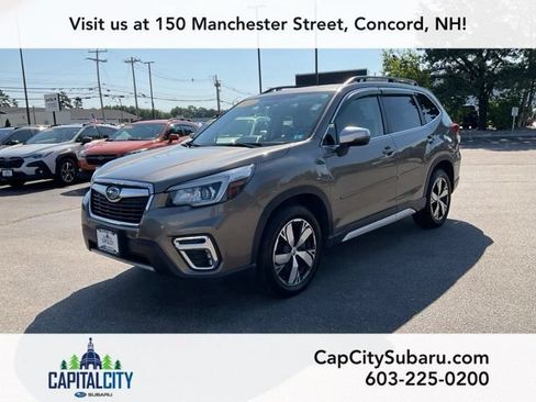 Used 2020 Subaru Forester Touring AWD/4WD image 3