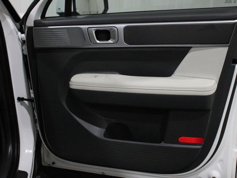 Used 2025 Hyundai Santa Fe SEL AWD/4WD image 33