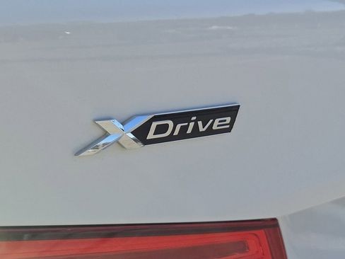 Used 2019 BMW 540i xDrive w/ Executive Package image 12
