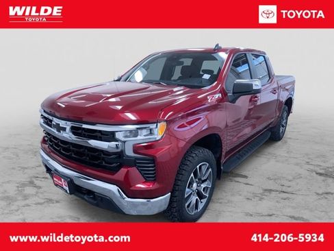 Used 2022 Chevrolet Silverado 1500 LT image 1