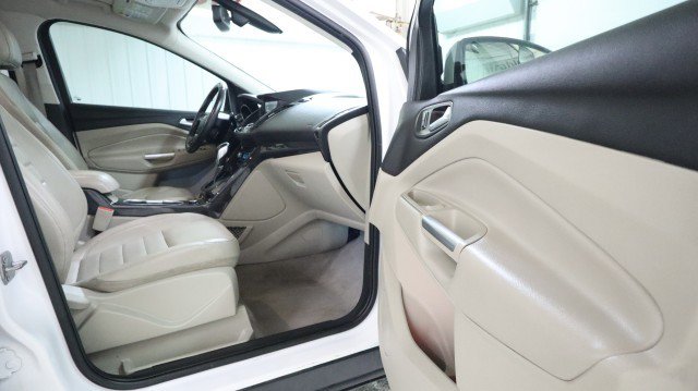 Used 2014 Ford Escape Titanium FWD image 10