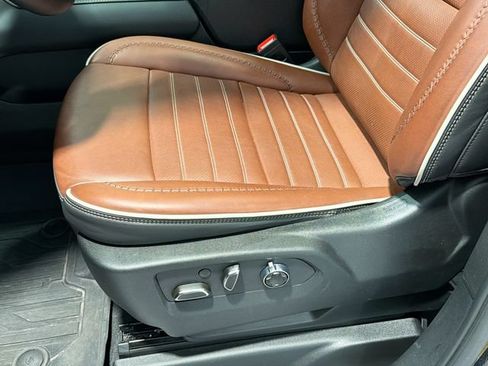 Used 2023 GMC Yukon Denali Ultimate AWD/4WD image 20