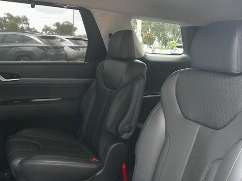 Certified 2022 Hyundai Palisade SEL w/ Premium Package image 8