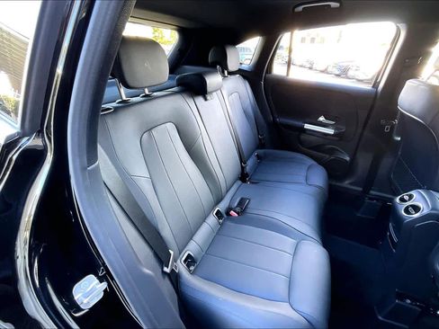 Used 2025 Mercedes-Benz GLA 250 GLA 250 image 19