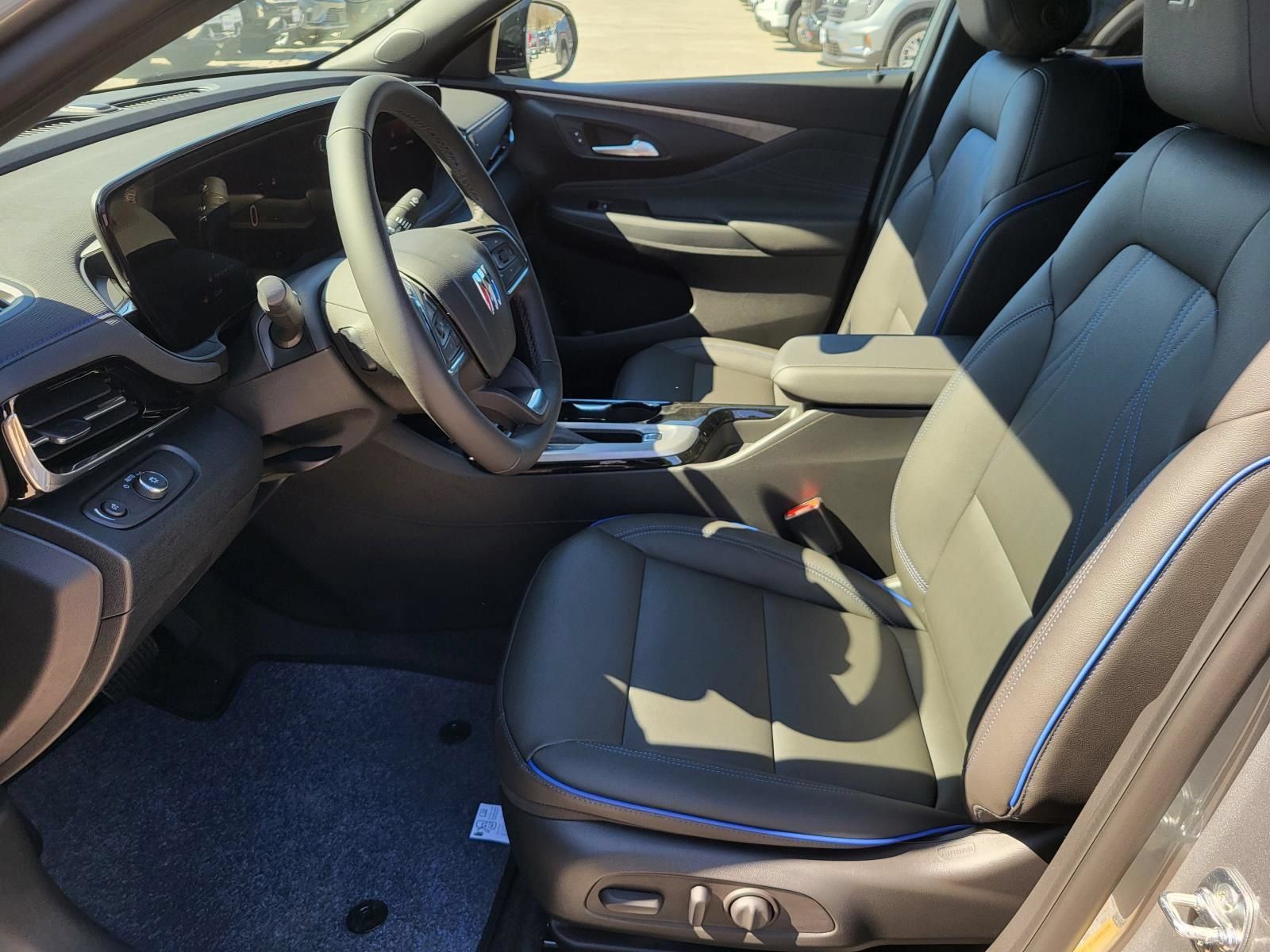 New 2026 Buick Envista Sport Touring w/ Convenience I Package FWD image 7