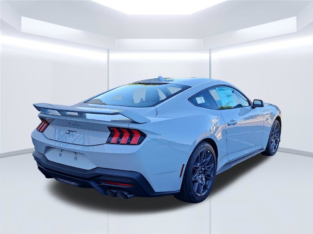 New 2026 Ford Mustang GT Premium w/ GT Performance Package RWD image 8
