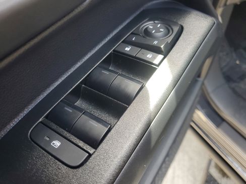 Used 2026 Toyota 4Runner SR5 AWD/4WD image 19
