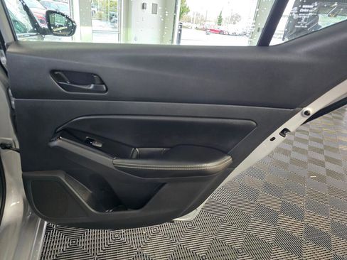 Used 2023 Nissan Altima 2.5 SV image 41