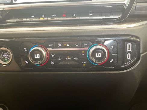 Used 2023 GMC Sierra 1500 Elevation image 16