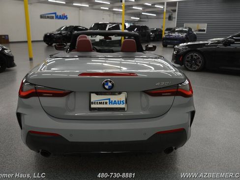 Used 2023 BMW 430i Convertible w/ M Sport Package image 11