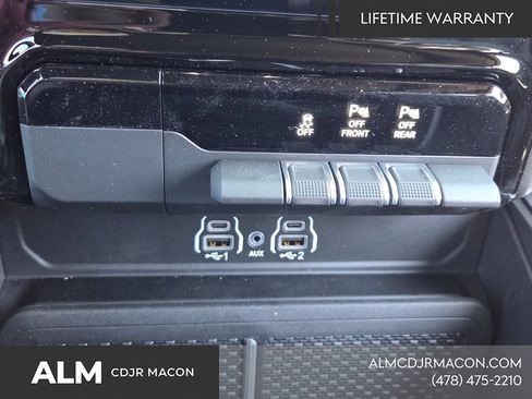 New 2026 RAM 1500 Big Horn AWD/4WD image 24