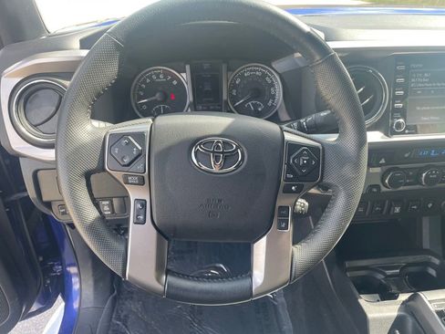 Used 2022 Toyota Tacoma Limited image 13