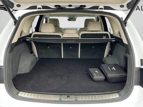 Certified 2025 Genesis GV80 3.5T Prestige AWD/4WD image 9