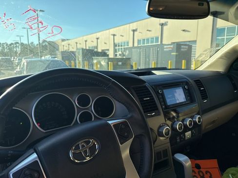 Used 2017 Toyota Sequoia Limited image 7